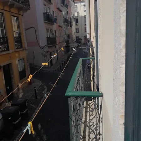 Chiado / Carmo Small Artist Lodge-3